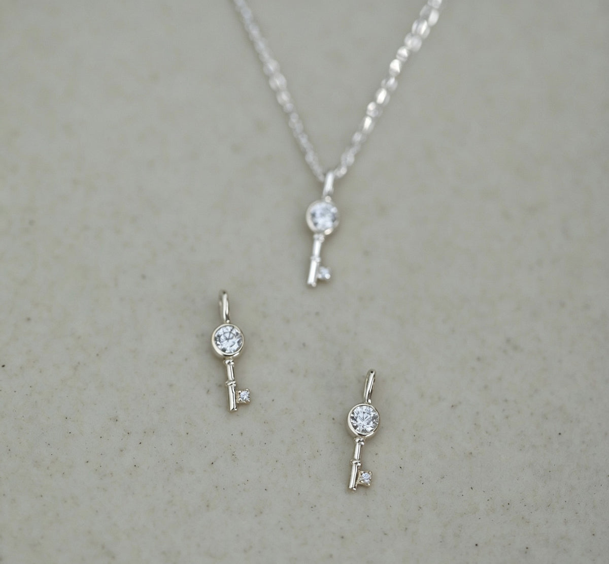 COLLIER AGT RH OZ CLE
